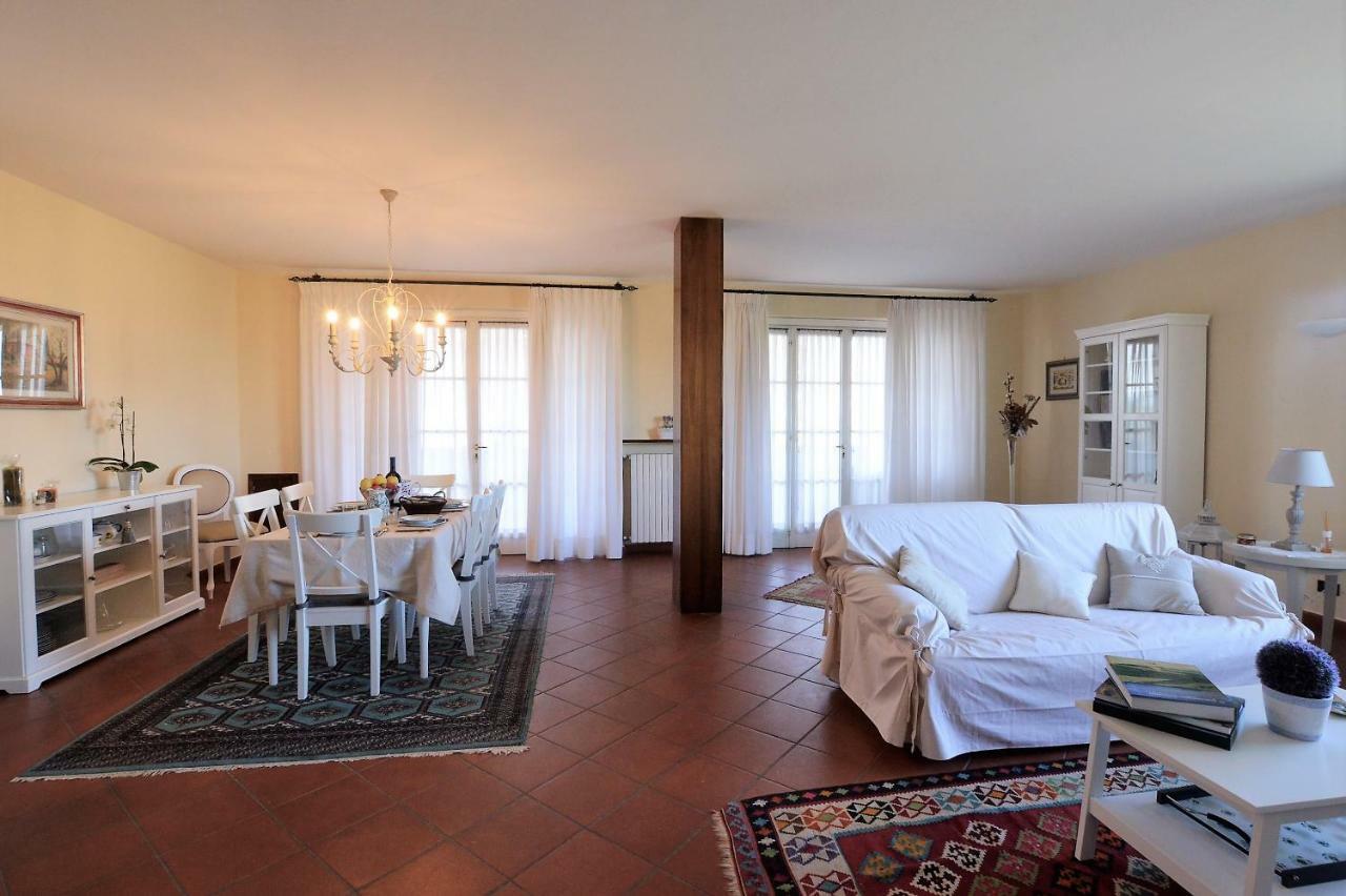 La Casa Di Chloe Apartment ปอจจิบองซี ภายนอก รูปภาพ